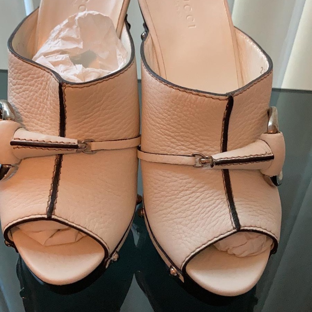 Sandals - Picture 2 of 4
